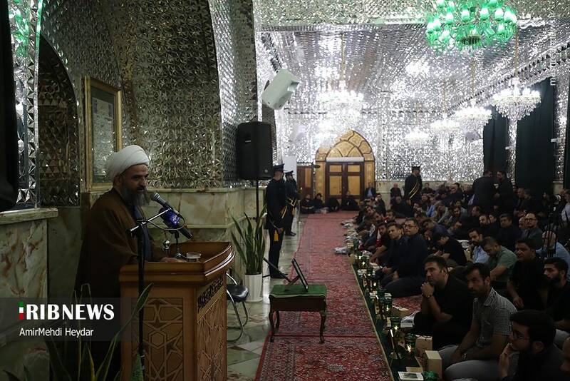 عکس / آیین غبارروبی ضریح آستان امامزاده صالح (ع) 16