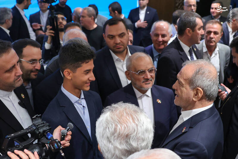 گفت‌وگوی چهره به چهره پزشکیان با ایرانیان مقیم ارمنستان
