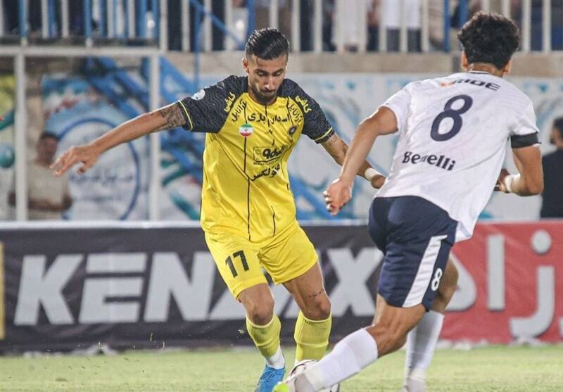 سپاهان،ملوان،دقيقه،ديدار،داور،سيد،ليگ،موفق،تيم،صادقي،تساوي،ح ...