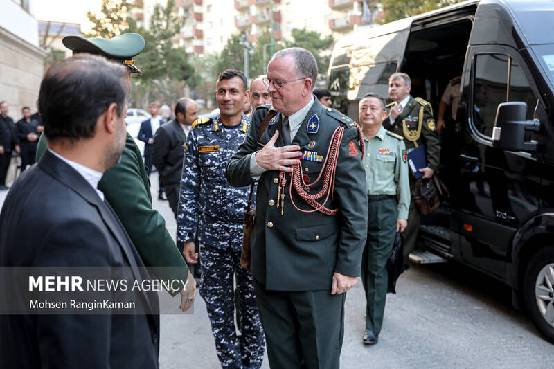 مراسم آئین گرامیداشت روز صنعت دفاعی