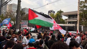 عکس/ تظاهرات حامیان فلسطین در سائوپائولو مقابل کنسولگری آمریکا