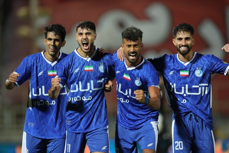 استقلال،بازي،پوشش،جويباري،مشكلاتي،تيمي