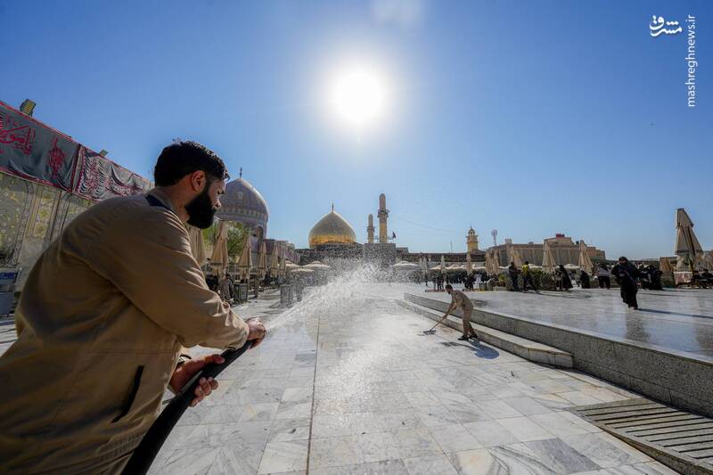 عکس/ شستوشوی حرمین سامرا توسط خادمان