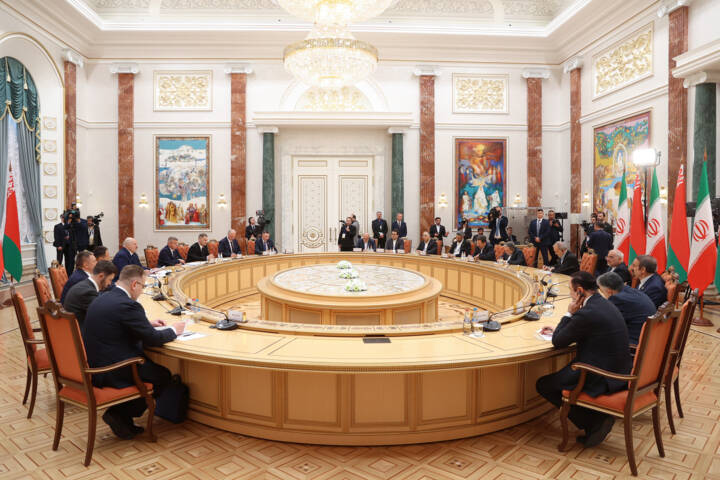 رهاورد سفر پزشکیان/ از تولید مشترک تا علاقه بلاروس به مسیر ترانزیتی ایران