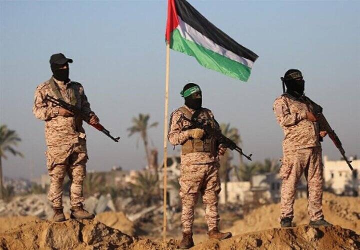 از وضعیت نابسامان مردم غزه تا ابهام در رابطه با آینده توافق آتشبس/ رهبر حماس: سلاحهایمان را فقط به دولت آینده غزه تحویل خواهیم داد/ اعتراف تحلیلگر اسرائیلی: پیشبینیهای ما درباره حماس اشتباه بود