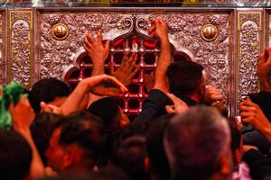 فیلم/ مراسم احیا در جوار حرم مطهر امیرالمؤمنین(ع)