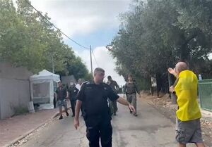 معترضین صهیونیست با "بن‌گویر" در مقابل خانه‌اش درگیر شدند +فیلم