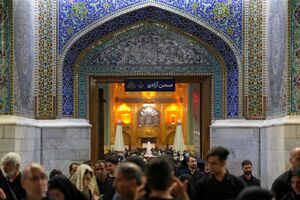 حال و هوای مشهد در شام شهادت علی بن موسی الرضا (ع)/ از استقبال خادمان رضوی تا مواکب خدمت‌رسانی و پزشکی + عکس و فیلم