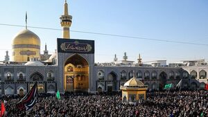 فیلم/ حضور پرشور زائران در مشهد مقدس