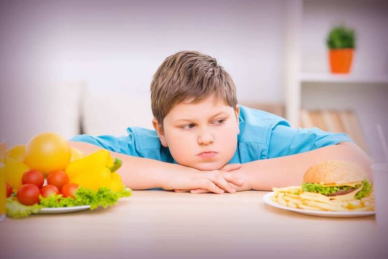 سالم،كودكان،فيبر،پروتئين،ويتامين،نگه،سالاد،D،سبزيجات،جذاب