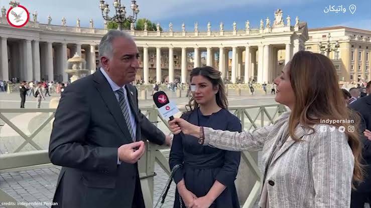 وقتی یاسمن پهلوی هم شوهرش را گردن نمیگیرد!+عکس و فیلم