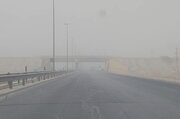 توده عظیم گرد و خاک بندرعباس را در برگرفت