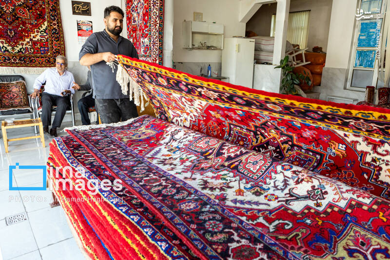 عکس / فرش دستباف هریس 30