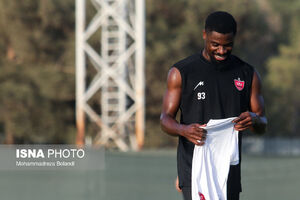 چه زمانی اوریه برای پرسپولیس بازی میکند؟