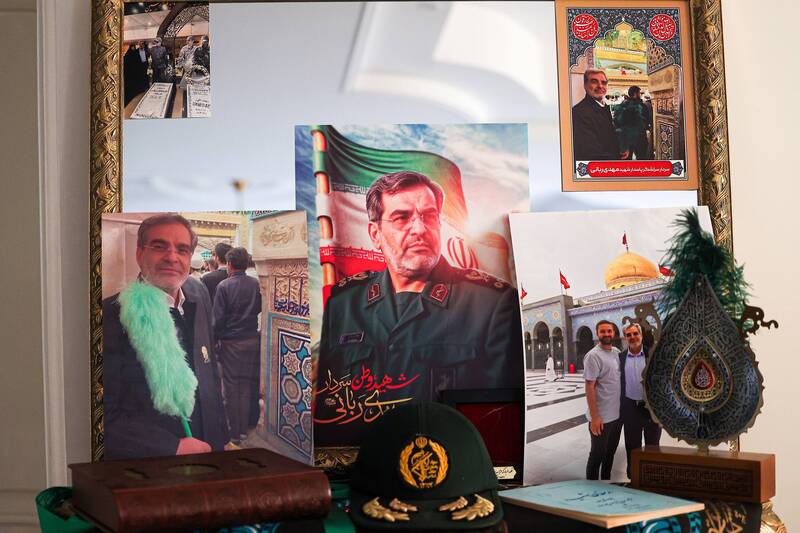 تصاویری از دیدار لاریجانی با خانواده‌ شهید سردار مهدی ربانی