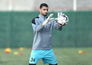 گلر پرسپولیسی جانشین حسینی شد