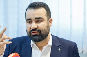 تضعیف وفاق ملی به بهانه آزادی احزاب