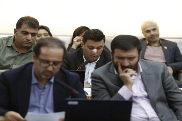 ثبت سرعت ۱.۹۵۱ گیگابیتی ۵G ایرانسل در حضور معاون رئیسجمهوری