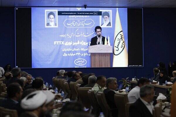 ثبت سرعت ۱.۹۵۱ گیگابیتی ۵G ایرانسل در حضور معاون رئیس‌جمهوری