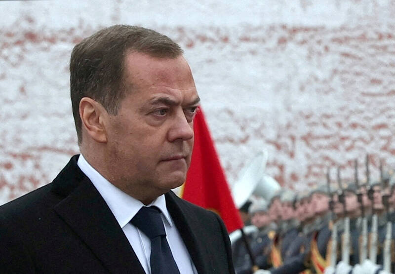 وين،عنوان،مدودف،اتريش،ميزبان،نقش،سازمان،ديپلماسي،مهمي،جايگاه