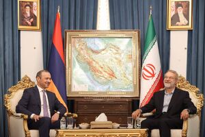 عکس / دیدار لاریجانی با همتای ارمنستانی در تهران