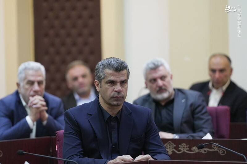 عکس / نشست مشترک روسای فدراسیونهای ورزشی با عراقچی 13