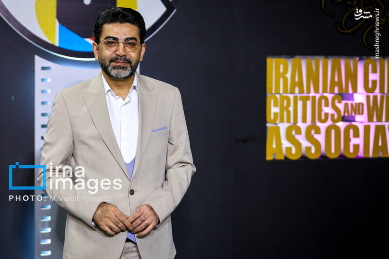 عکس / حضور چهرهها در پانزدهمین جشن منتقدان و نویسندگان سینمایی ایران 13