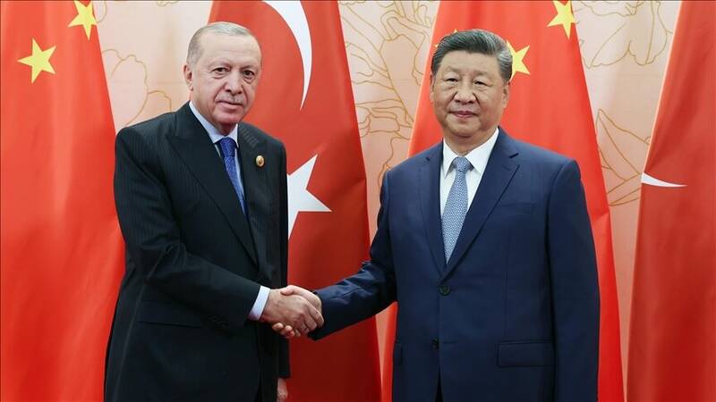 دیدار و گفتگوی اردوغان و شی جین‌پینگ در چین