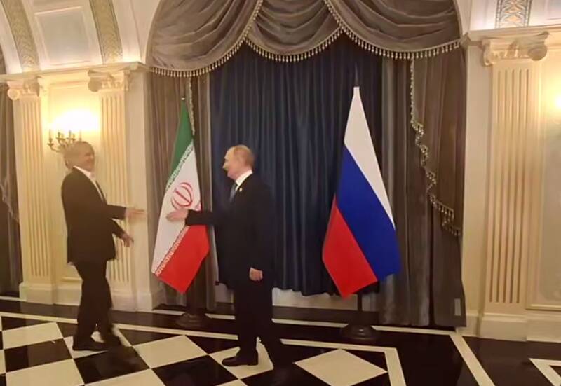  دیدار رئیس جمهور روسیه با پزشکیان در چین