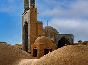 تصویری از در هم تنیدن جادوی کویر و هنر ایرانی