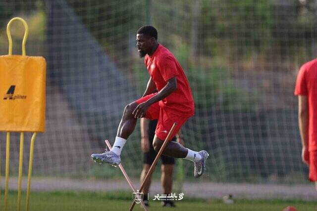 مدافع پرسپولیس مصدوم شد 2