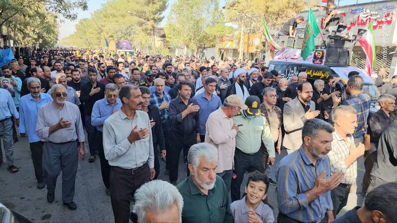 عکس/ تشییع شهید "رحیم محمدی" در زرند