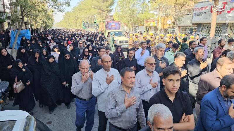 عکس/ تشییع شهید "رحیم محمدی" در زرند