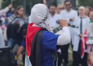 تظاهرات حمایت از فلسطین در مقابل مقر پارلمان اروپا در بروکسل