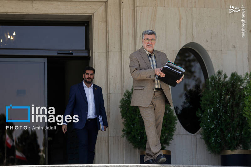 عکس / اعضای هیأت دولت در جمع خبرنگاران 10