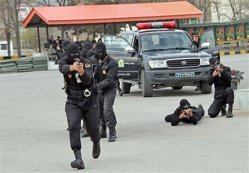 متهم،كارآگاهان،شهرستان،پليس،غافلگيرانه