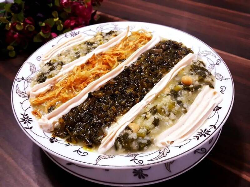 آش،اضافه،نخود،روغن،آب،كشك،پخت،قابلمه،داغ،ماست،آماده،فلفل،طعم ...