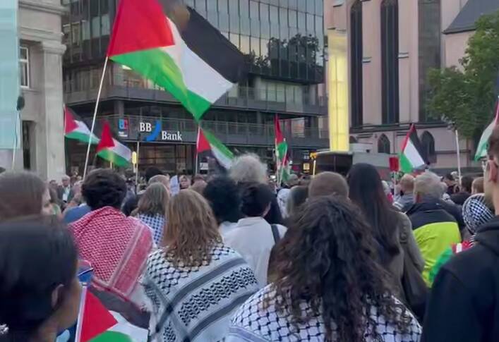  تظاهرات اهالی آلمان در حمایت از فلسطین