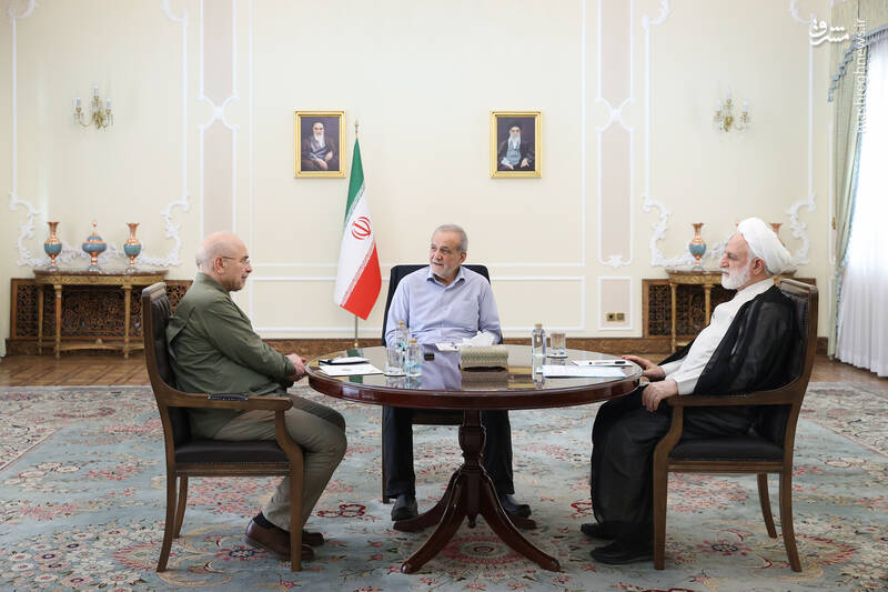 عکس / جلسه سران قوا 4