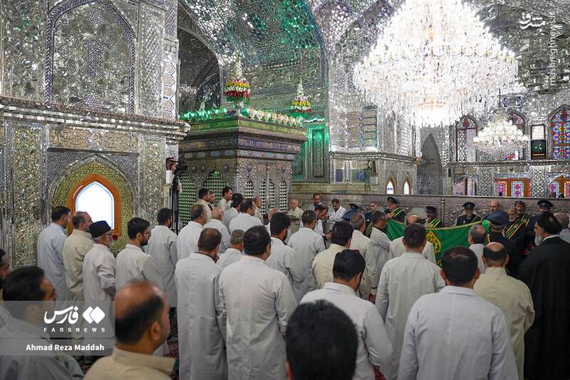 عکس / غبارروبی حرم مطهر شاهچراغ (ع) در هفته وحدت 13