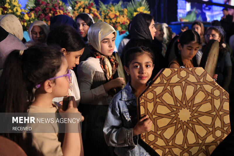 جشن بزرگ «ایران عزیز»