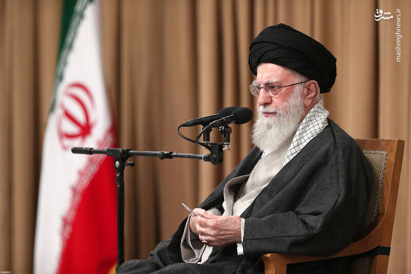 عکس / دیدار رئیس‌جمهور و اعضای هیئت دولت با رهبر انقلاب 13