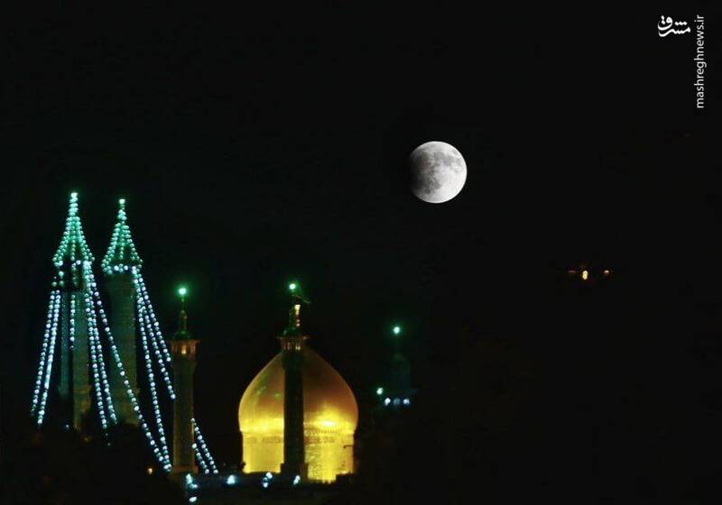 عکس / لحظه آغاز ماهگرفتگی در قم 2