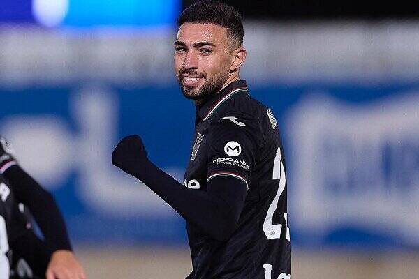 استقلال،بازيكن،مهاجم،منير،رونمايي،همراهي