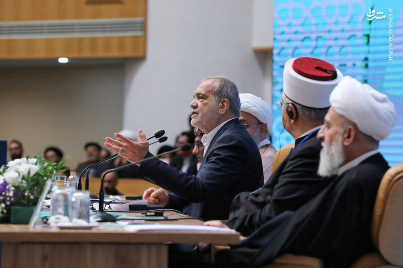 عکس / حضور رئیس جمهور در سی و نهمین کنفرانس بینالمللی وحدت اسلامی 27