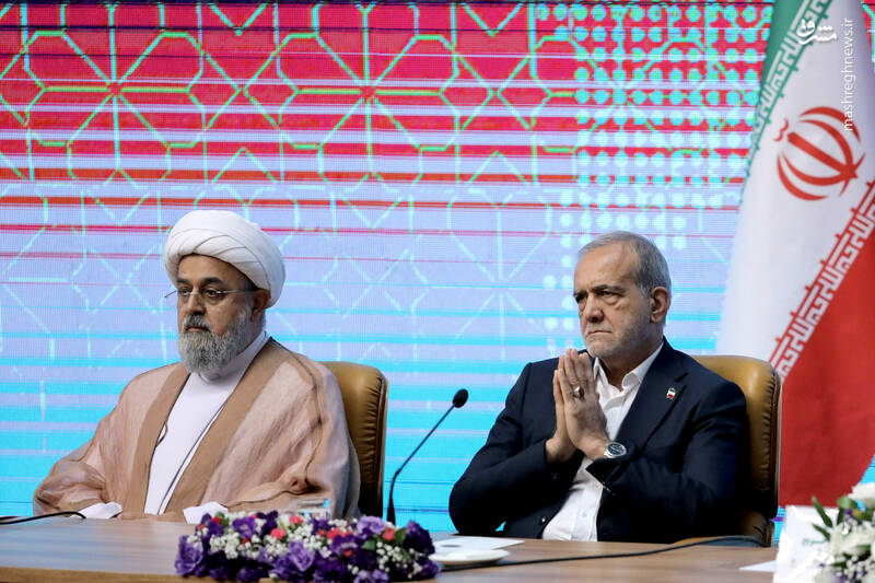 عکس / حضور رئیس جمهور در سی و نهمین کنفرانس بینالمللی وحدت اسلامی 12