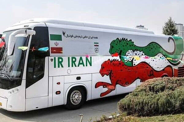 اتفاق عجیب برای اتوبوس تیم ملی فوتبال ایران در مسیر فینال کافا