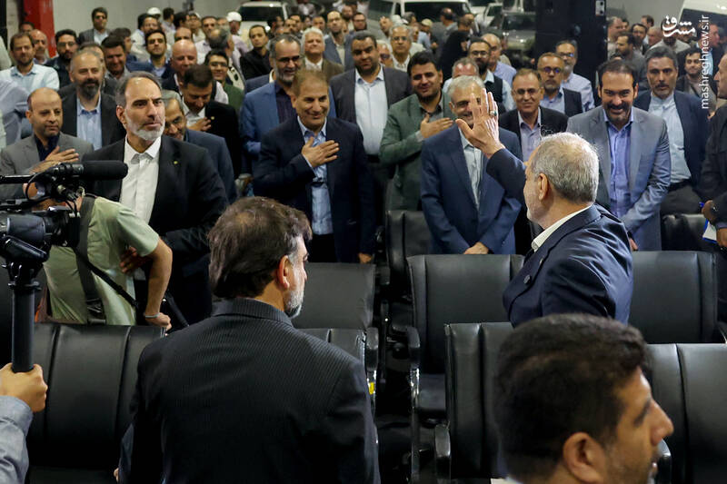 عکس / افتتاح باند شرقی منطقه 2 آزادراه تهران - شمال با حضور پزشکیان 8