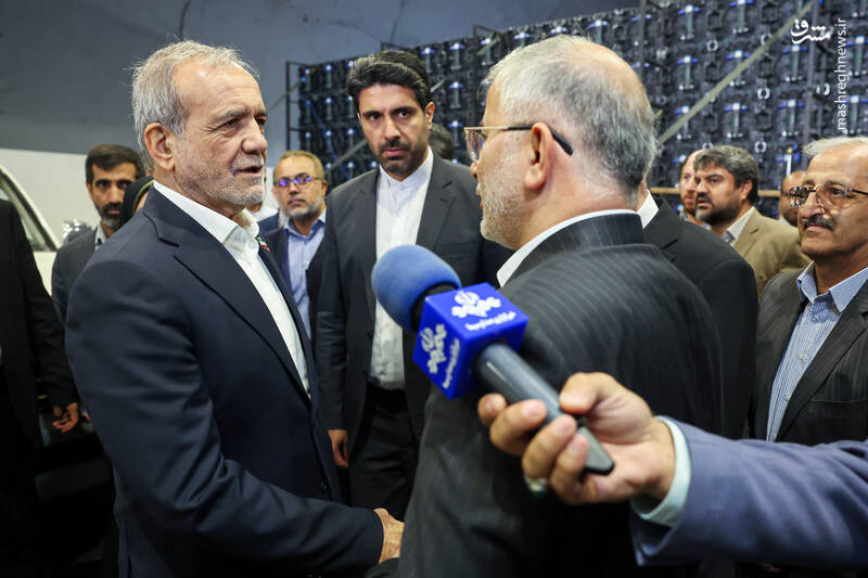 عکس / افتتاح باند شرقی منطقه 2 آزادراه تهران - شمال با حضور پزشکیان 25