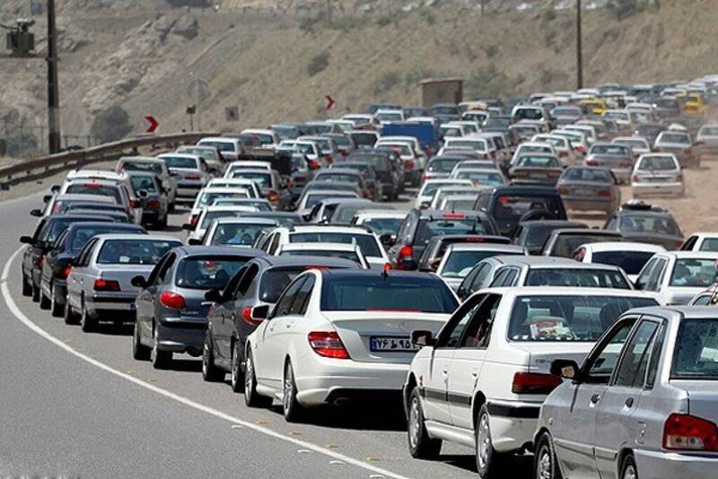  ترافیک فوق سنگین در محور مرزن‌آباد